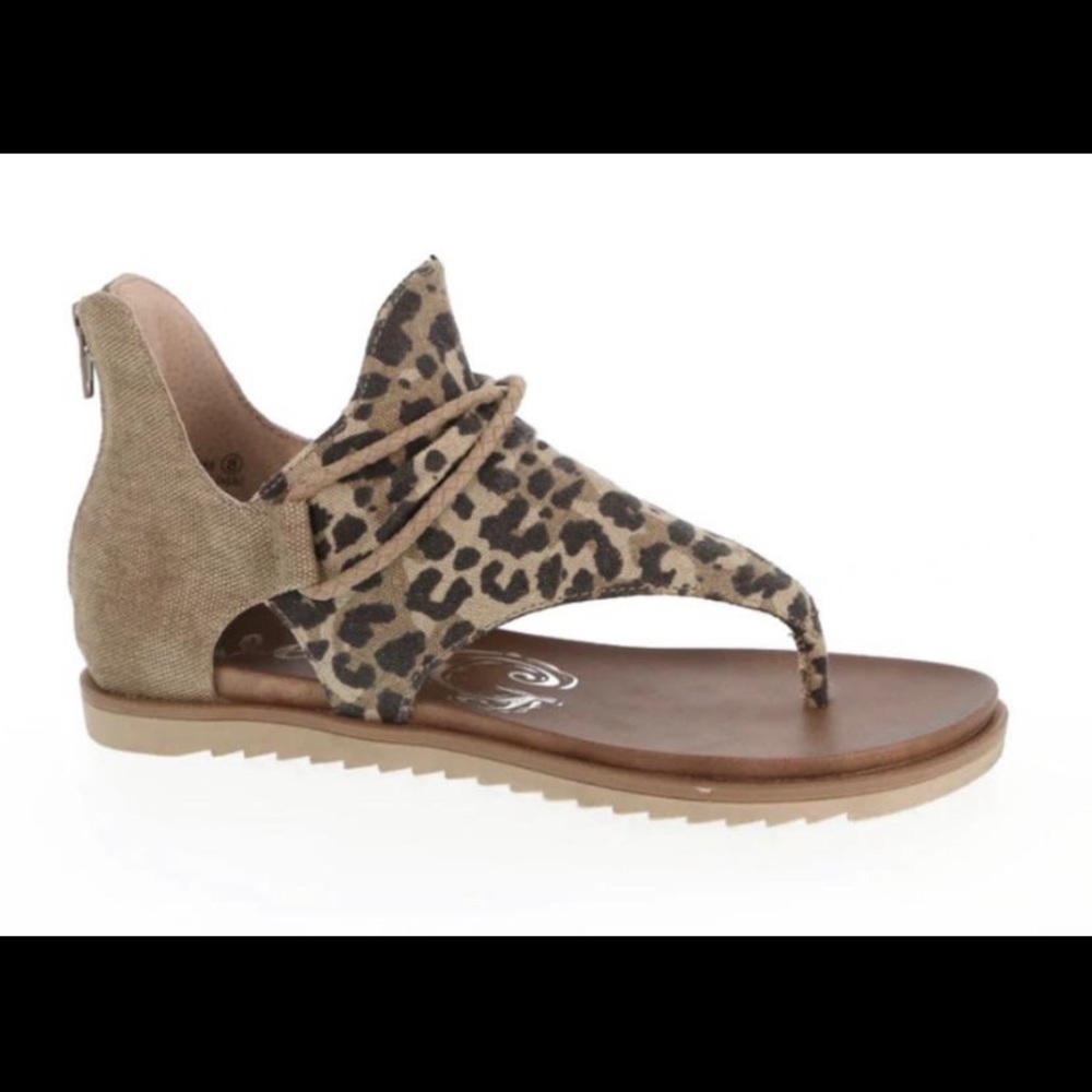 Spartan leopard sandal